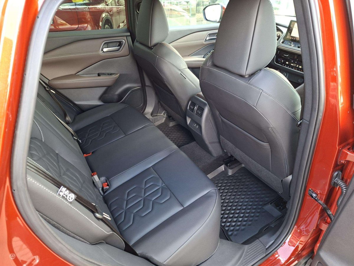 Nissan Qashqai Visureigis / Krosoveris Benzinas / elektra