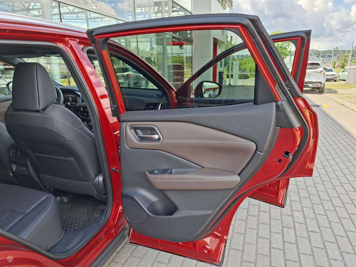 Nissan Qashqai Visureigis / Krosoveris Benzinas / elektra