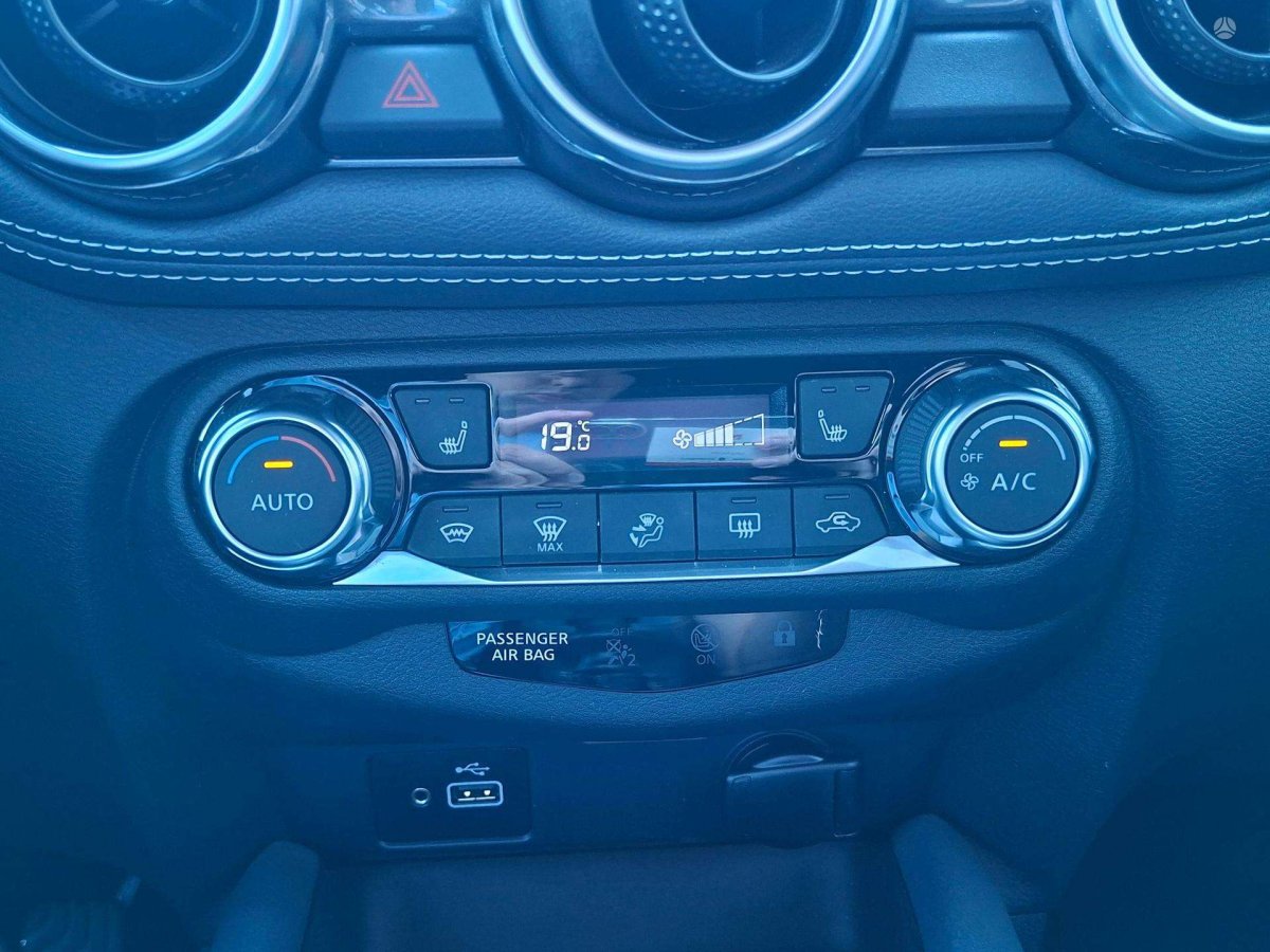 Nissan Juke Visureigis / Krosoveris Benzinas