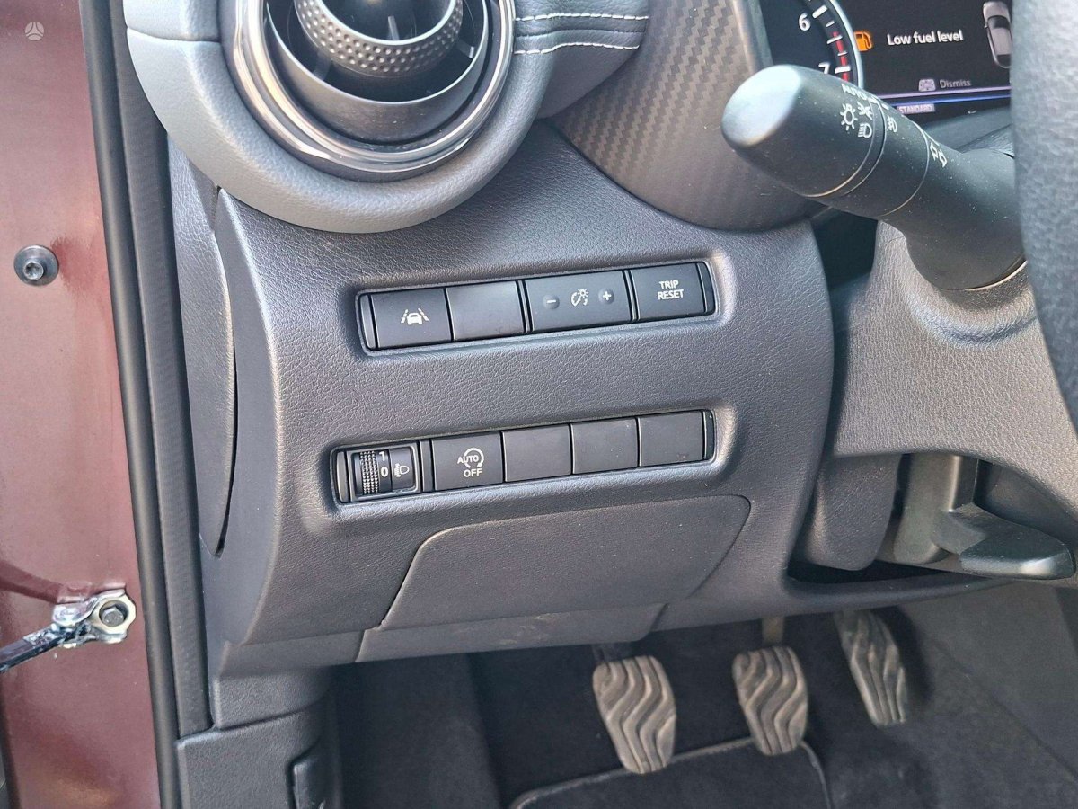 Nissan Juke Visureigis / Krosoveris Benzinas