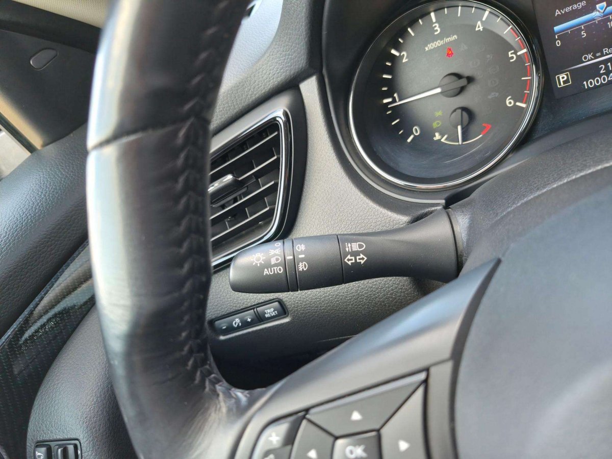 Nissan X-Trail Visureigis / Krosoveris Dyzelinas