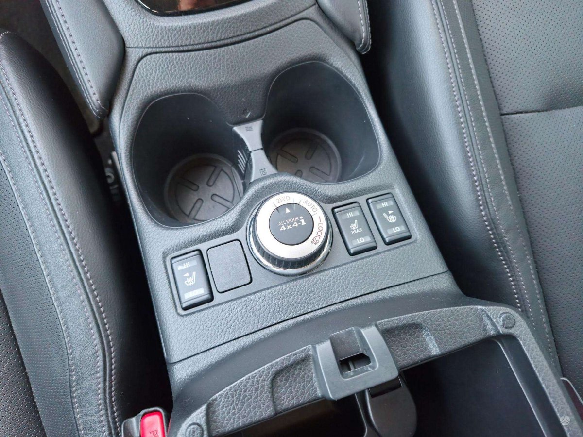 Nissan X-Trail Visureigis / Krosoveris Dyzelinas