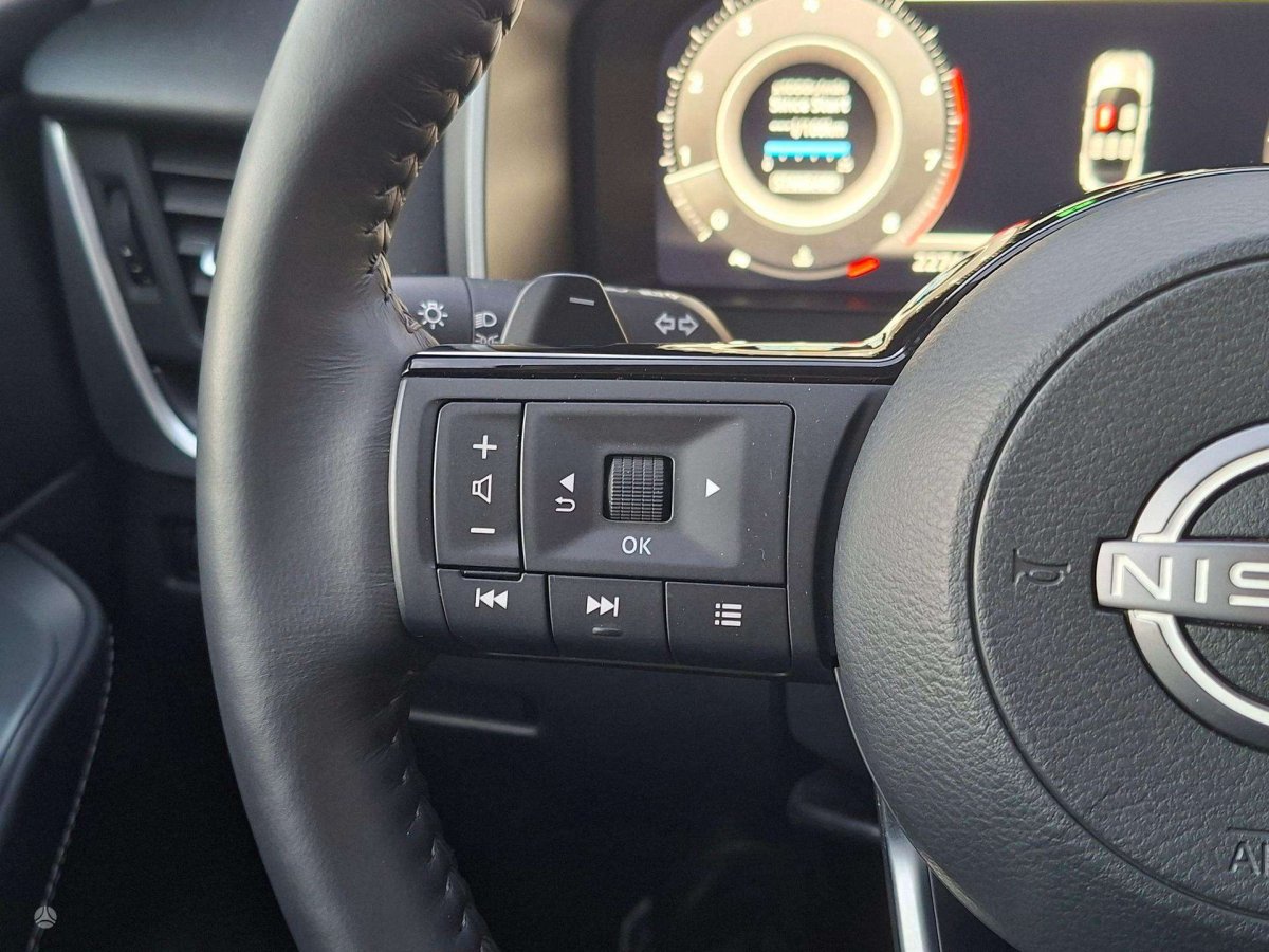 Nissan Qashqai Visureigis / Krosoveris Benzinas / elektra