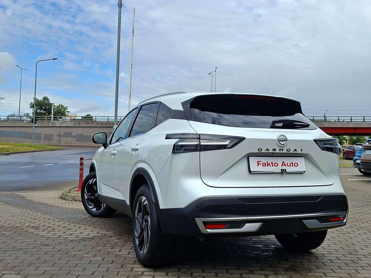 Nissan Qashqai Visureigis / Krosoveris Benzinas / elektra