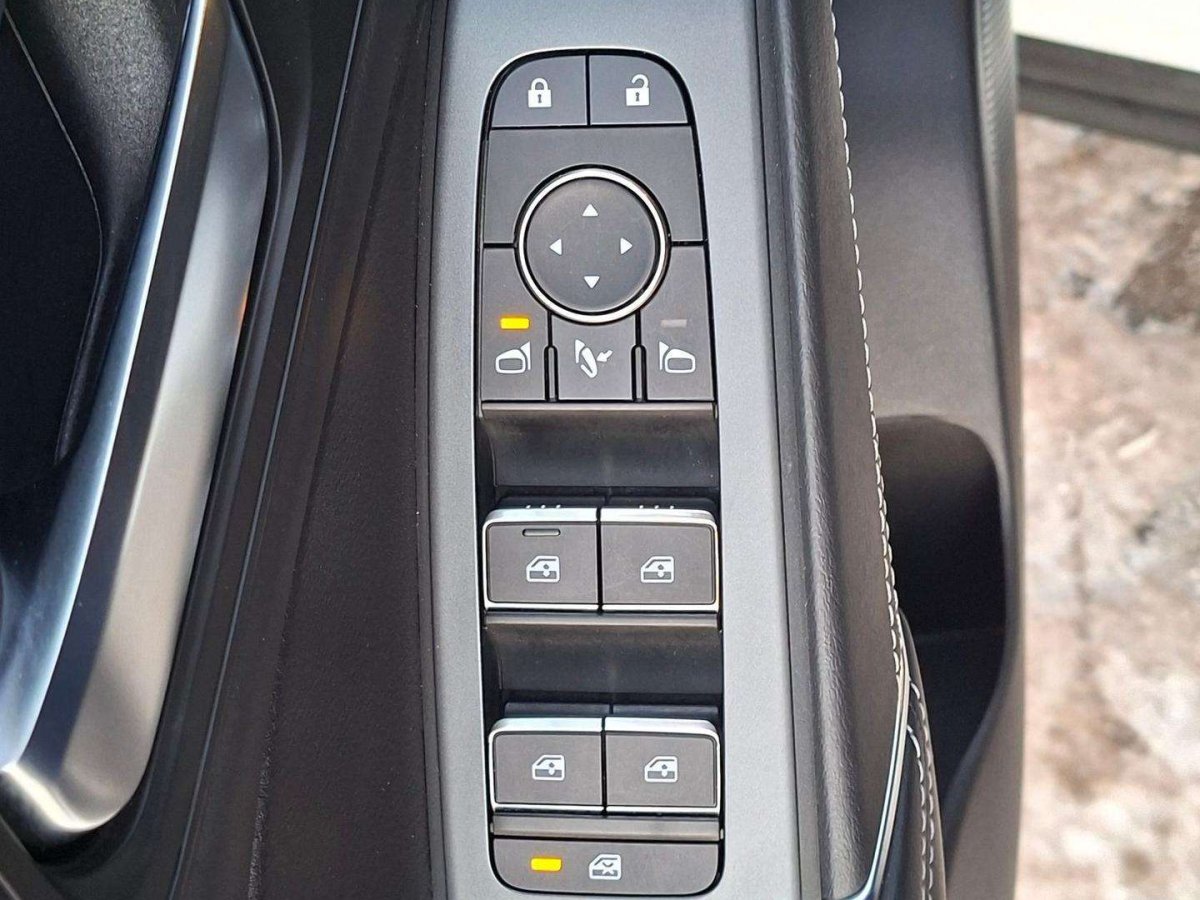 Nissan Qashqai Visureigis / Krosoveris Benzinas / elektra