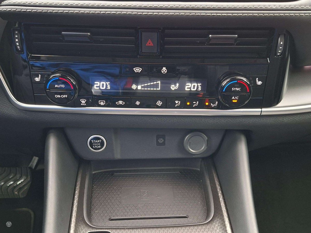 Nissan Qashqai Visureigis / Krosoveris Benzinas / elektra