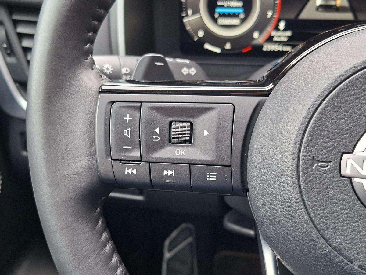 Nissan Qashqai Visureigis / Krosoveris Benzinas / elektra