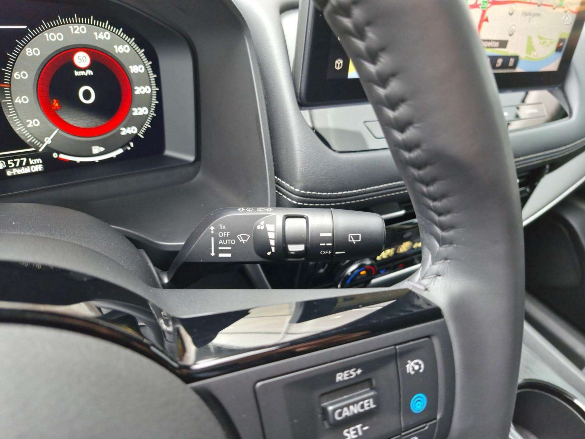 Nissan X-Trail Visureigis / Krosoveris Benzinas / elektra