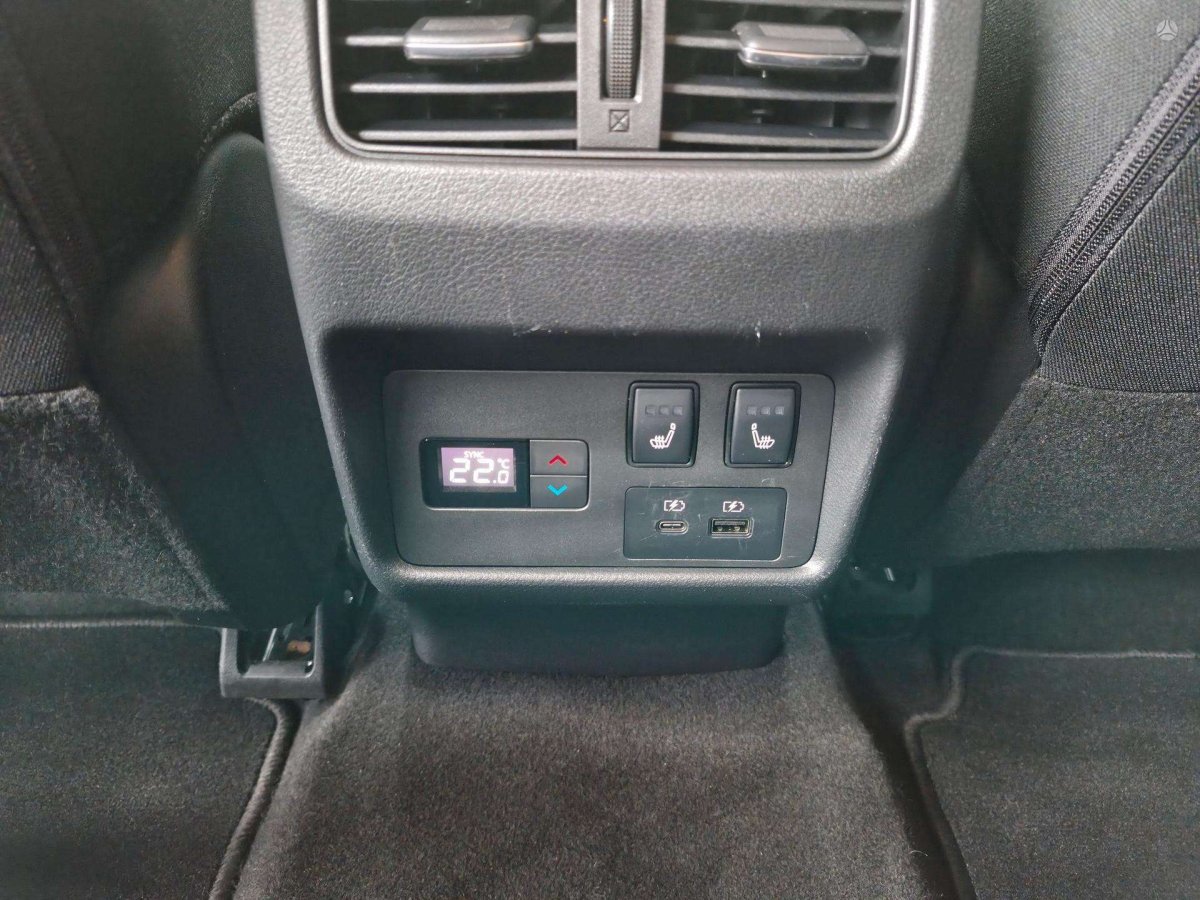 Nissan X-Trail Visureigis / Krosoveris Benzinas / elektra