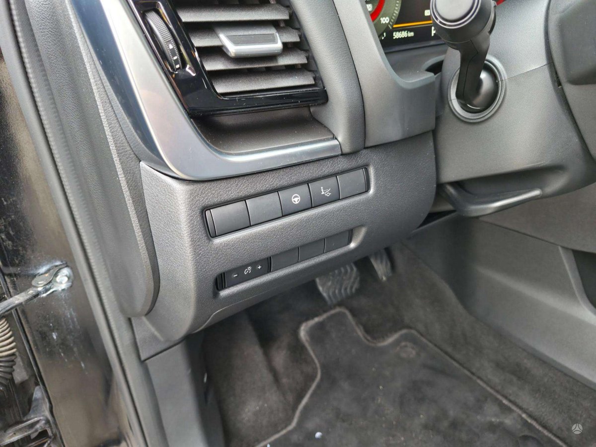 Nissan X-Trail Visureigis / Krosoveris Benzinas / elektra