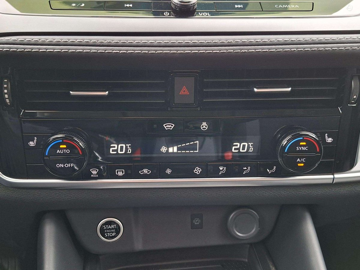 Nissan Qashqai Visureigis / Krosoveris Benzinas / elektra