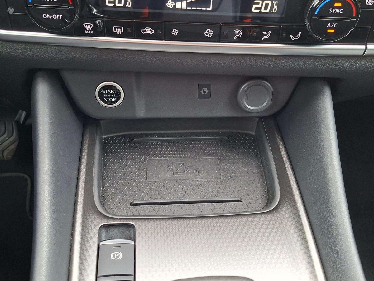 Nissan Qashqai Visureigis / Krosoveris Benzinas / elektra