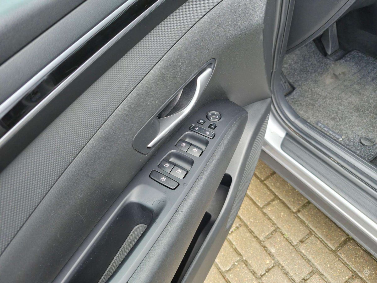 Hyundai Tucson Visureigis / Krosoveris Benzinas / elektra