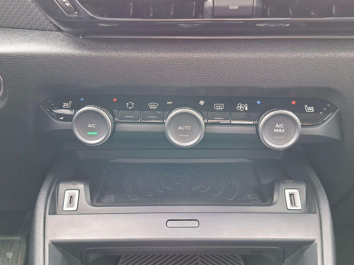 Citroen C4 X Visureigis / Krosoveris Benzinas