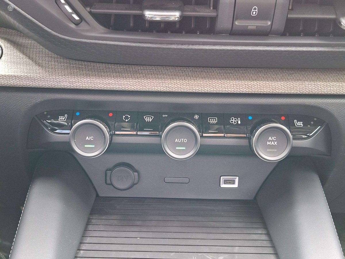 Citroen C5 X Visureigis / Krosoveris Benzinas / elektra