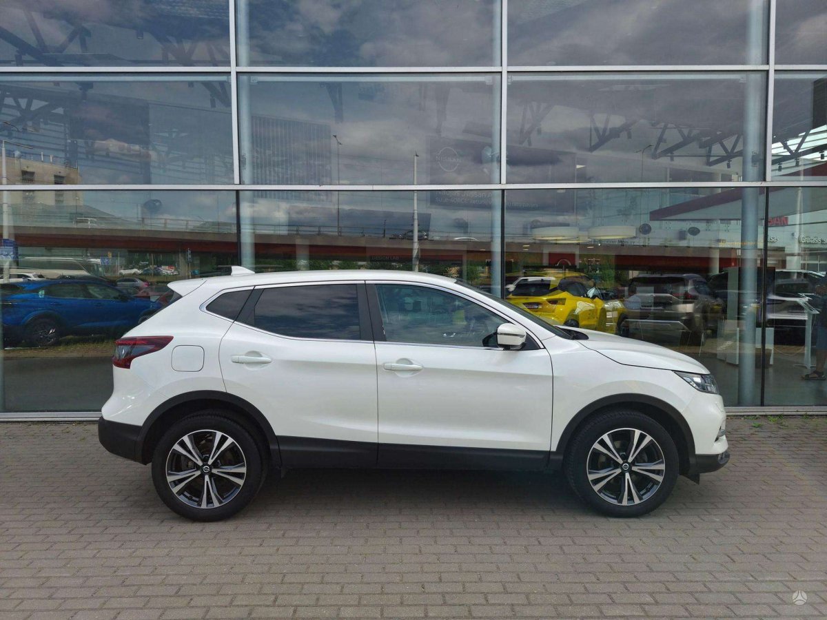 Nissan Qashqai Visureigis / Krosoveris Benzinas