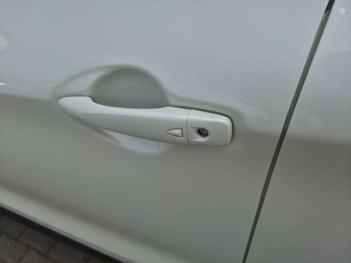 Nissan Qashqai Visureigis / Krosoveris Benzinas