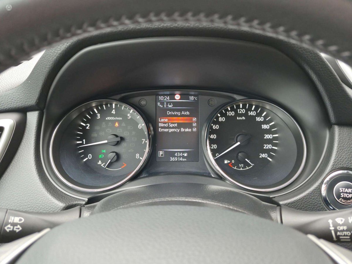Nissan Qashqai Visureigis / Krosoveris Benzinas