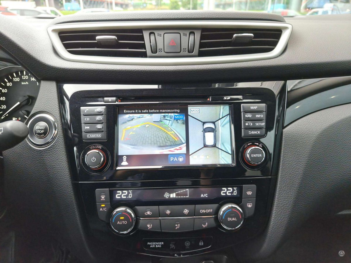 Nissan Qashqai Visureigis / Krosoveris Benzinas
