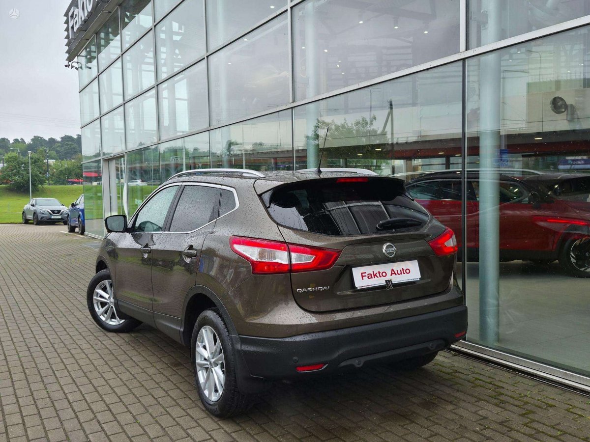Nissan Qashqai Visureigis / Krosoveris Benzinas