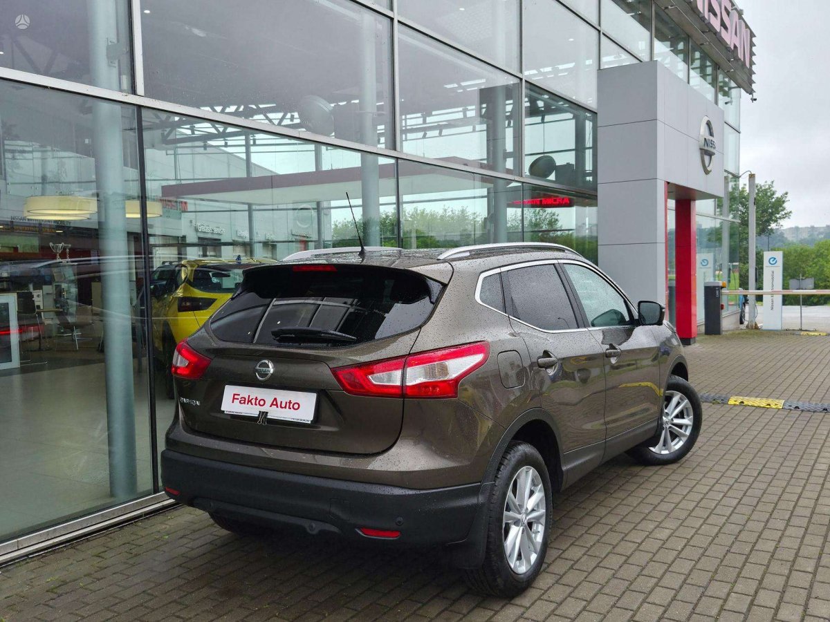 Nissan Qashqai Visureigis / Krosoveris Benzinas