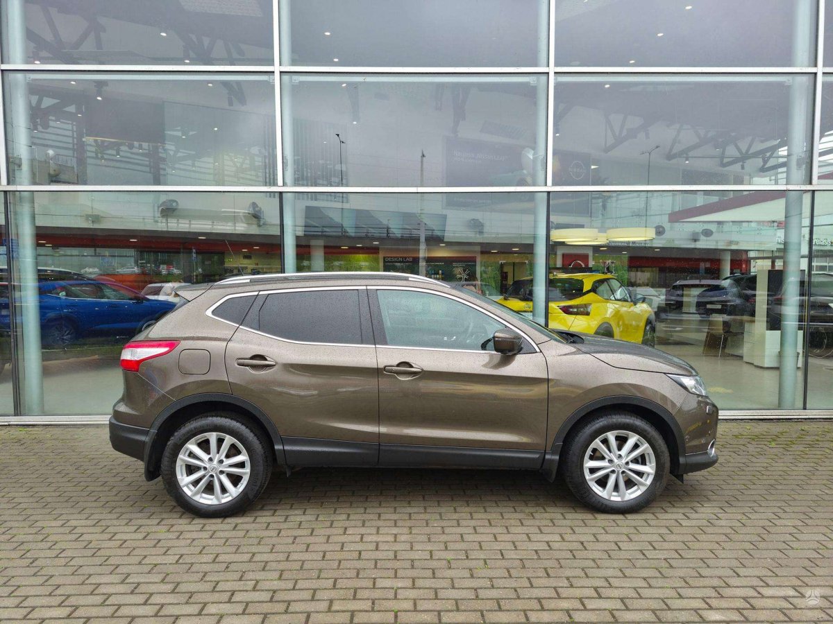 Nissan Qashqai Visureigis / Krosoveris Benzinas