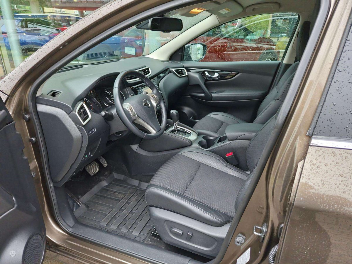 Nissan Qashqai Visureigis / Krosoveris Benzinas