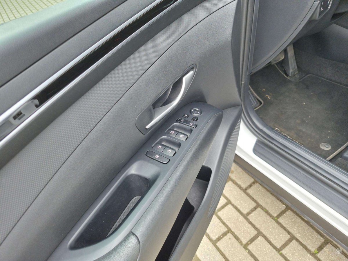 Hyundai Tucson Visureigis / Krosoveris Benzinas / elektra
