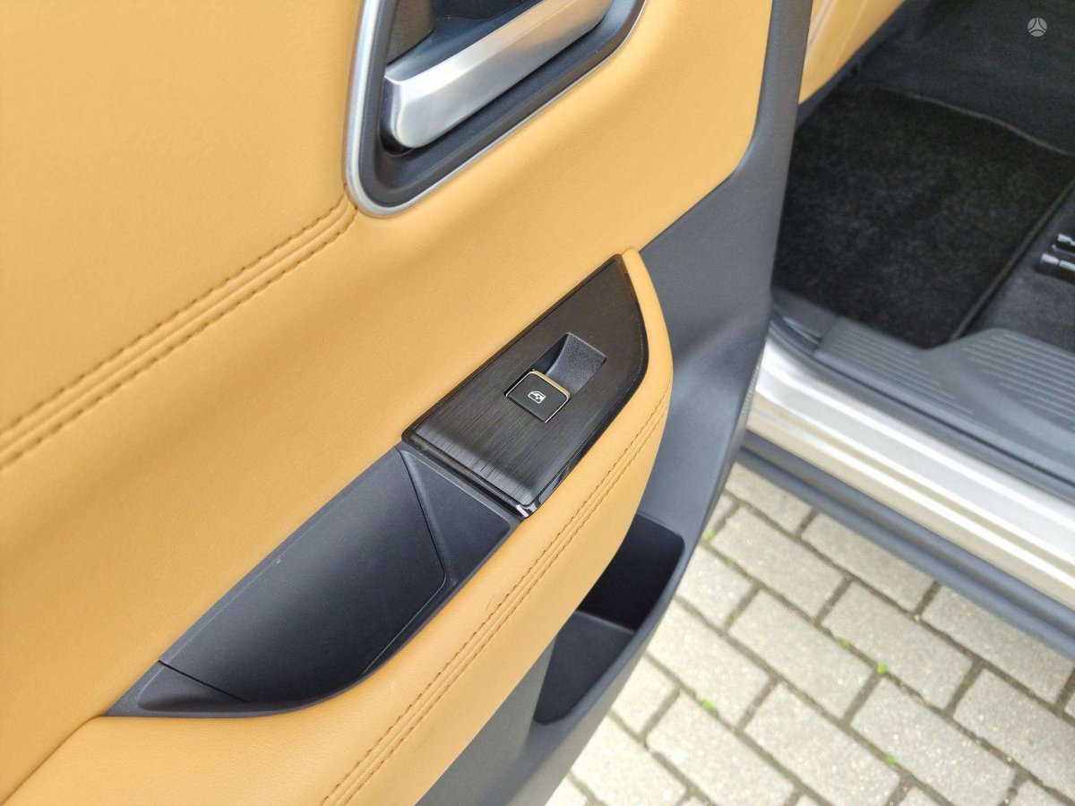 Nissan X-Trail Visureigis / Krosoveris Benzinas / elektra