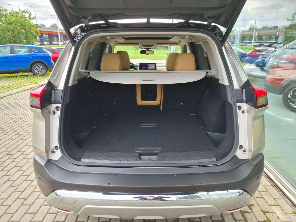 Nissan X-Trail Visureigis / Krosoveris Benzinas / elektra