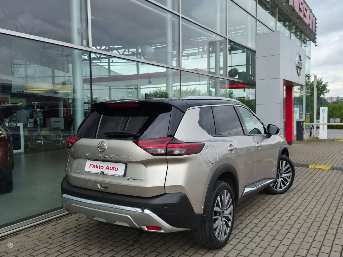 Nissan X-Trail Visureigis / Krosoveris Benzinas / elektra