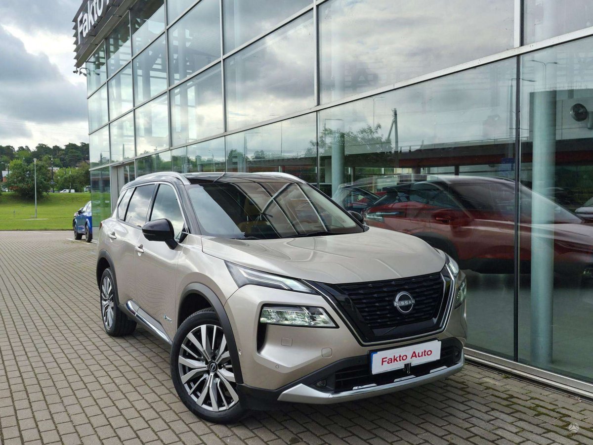 Nissan X-Trail Visureigis / Krosoveris Benzinas / elektra
