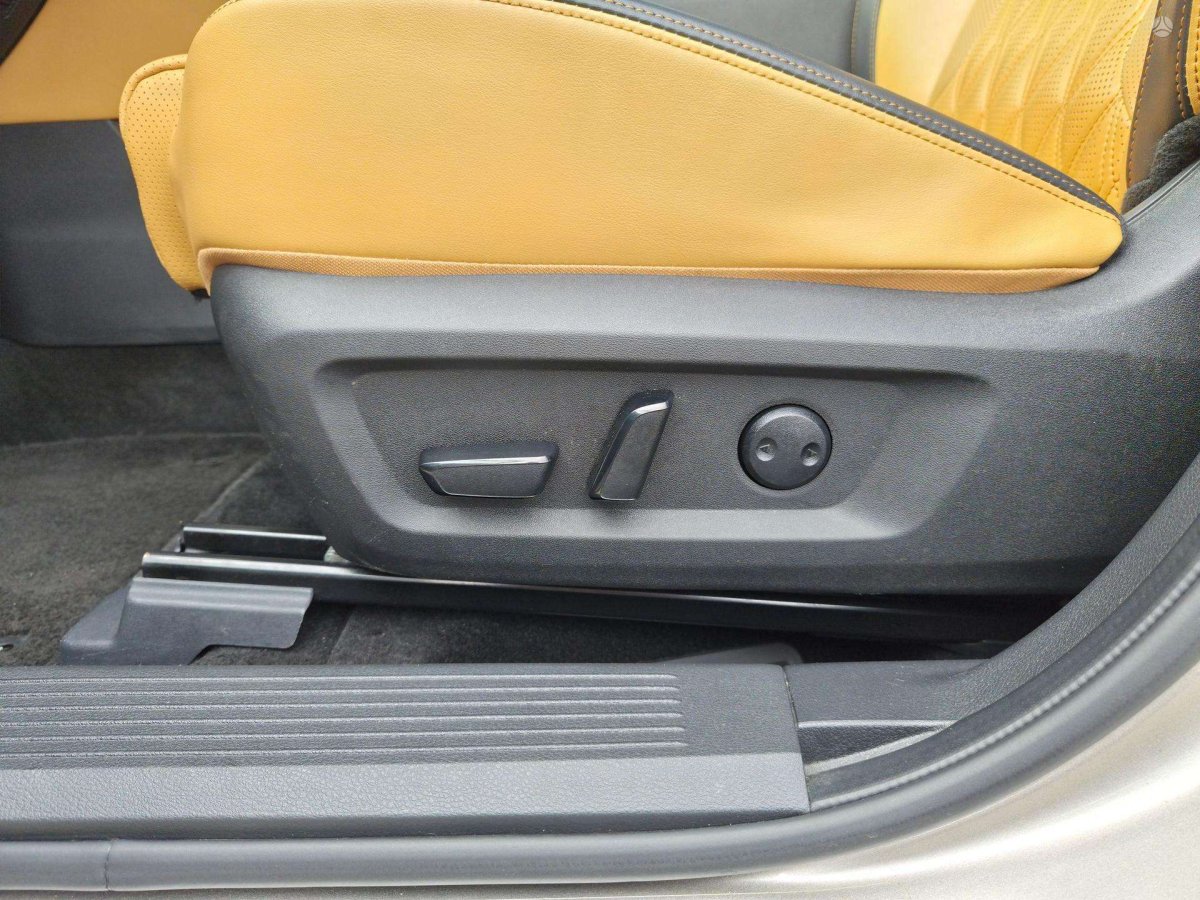 Nissan X-Trail Visureigis / Krosoveris Benzinas / elektra