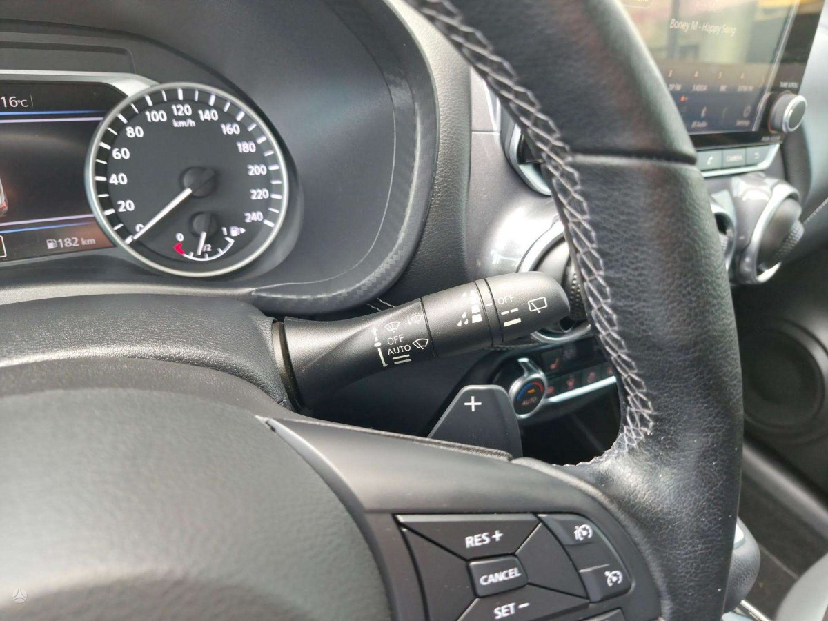 Nissan Juke Visureigis / Krosoveris Benzinas