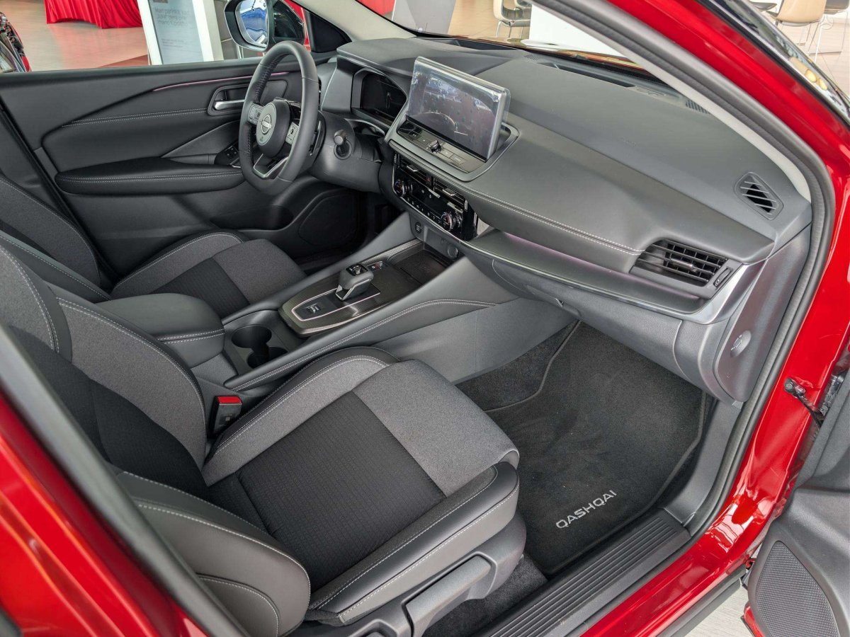 Nissan Qashqai Visureigis / Krosoveris Benzinas / elektra