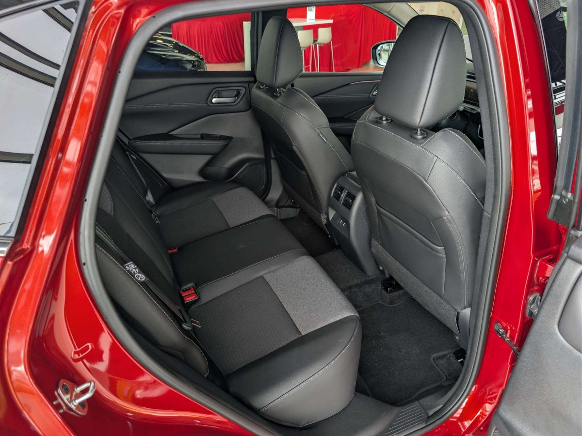 Nissan Qashqai Visureigis / Krosoveris Benzinas / elektra