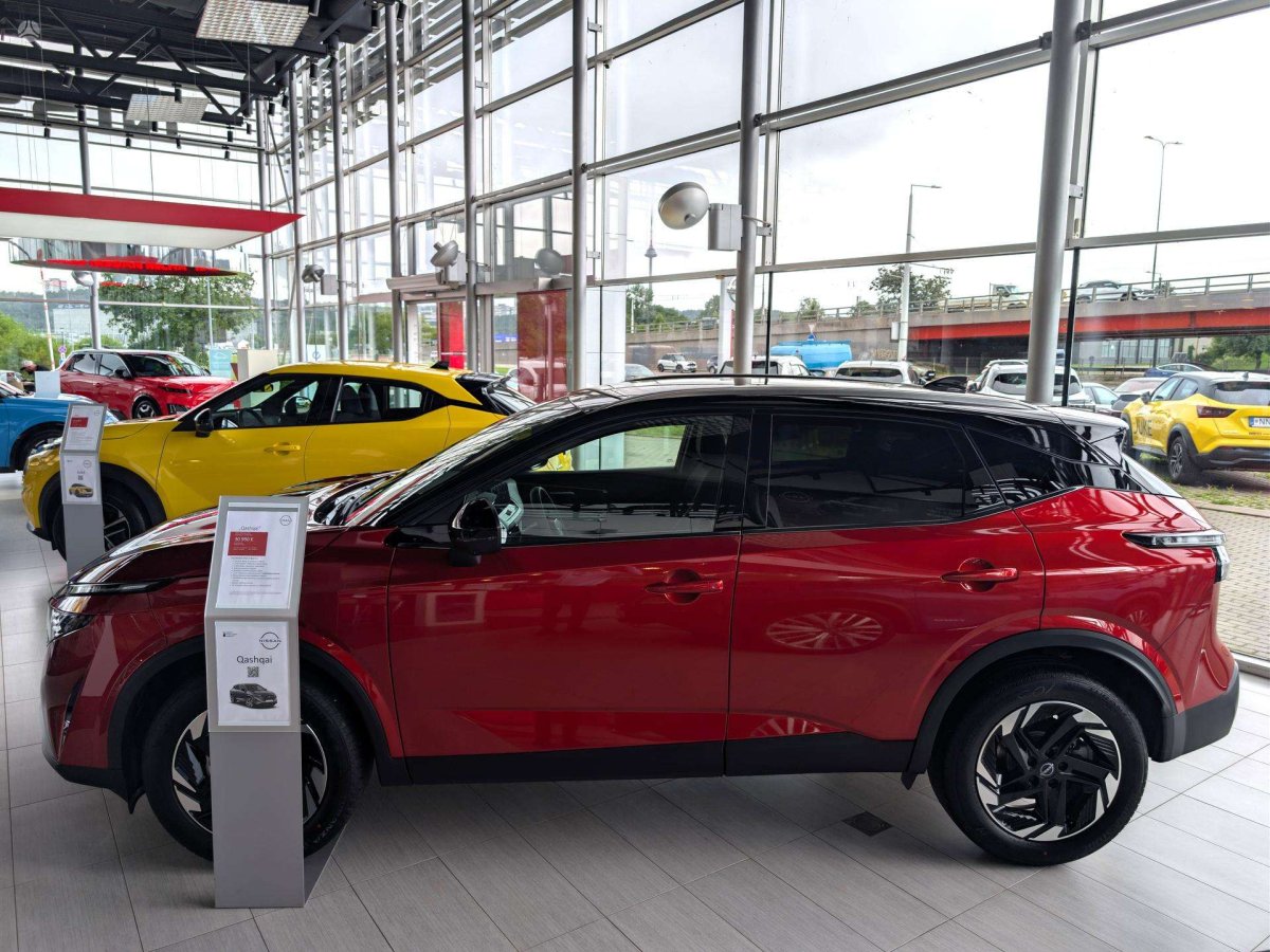 Nissan Qashqai Visureigis / Krosoveris Benzinas / elektra