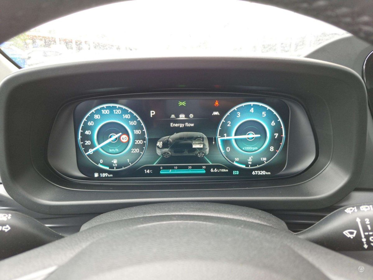 Hyundai i20 Visureigis / Krosoveris Benzinas / elektra