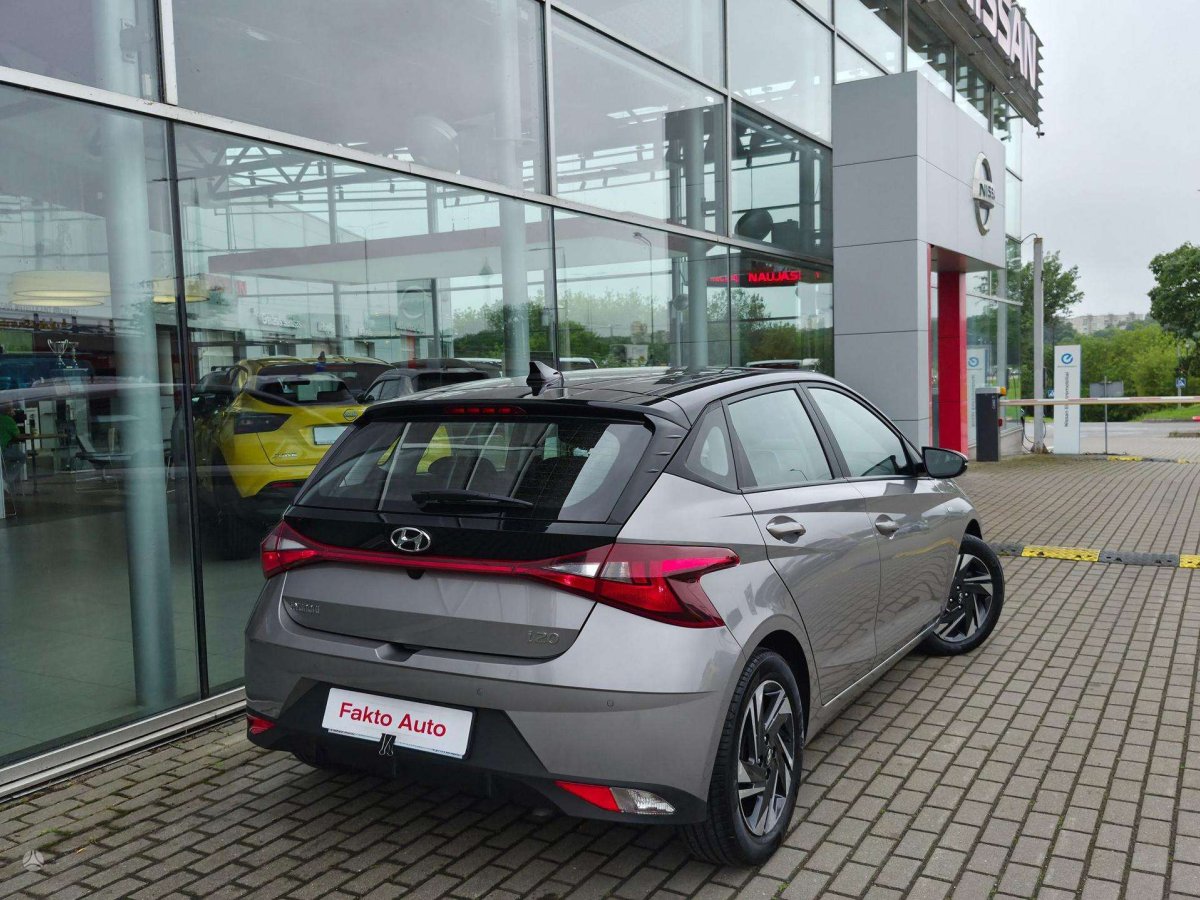 Hyundai i20 Visureigis / Krosoveris Benzinas / elektra