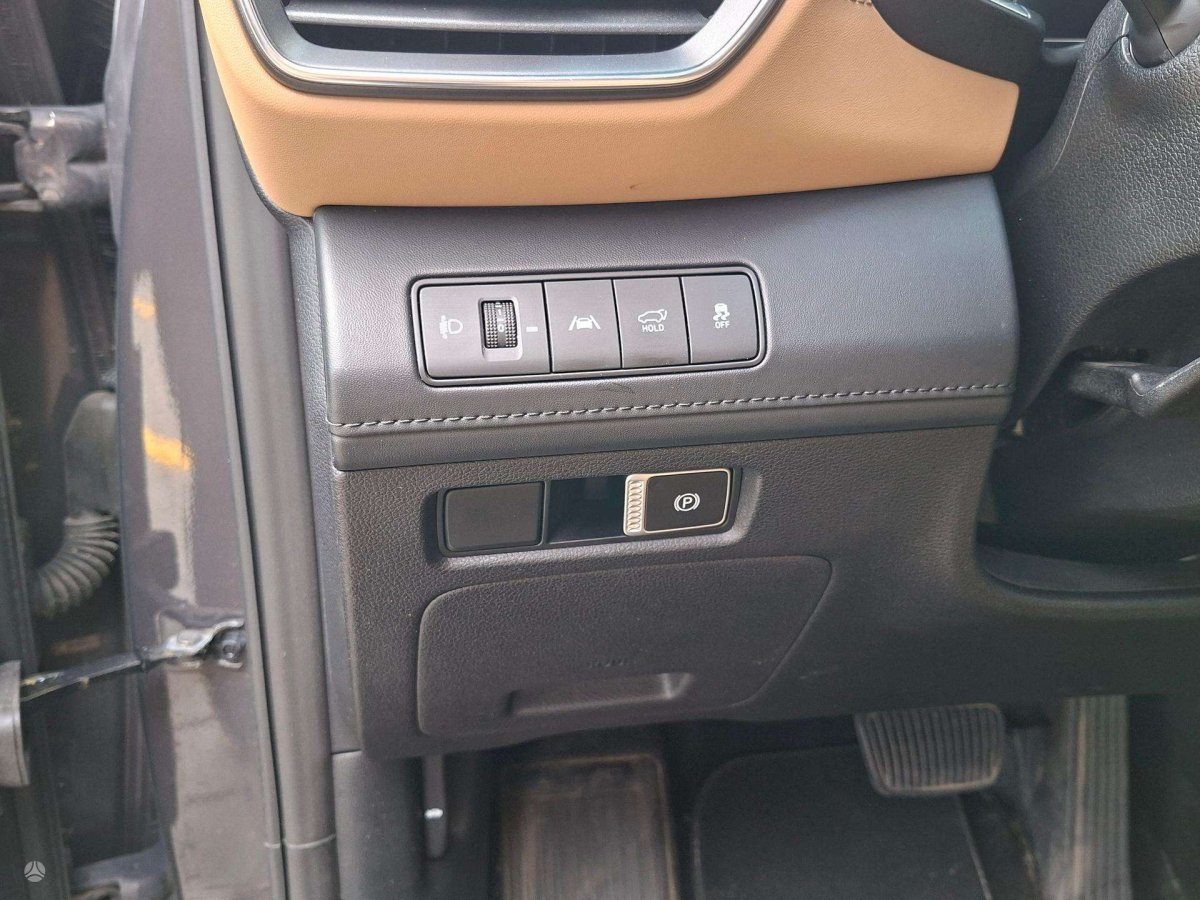 Hyundai Santa Fe Visureigis / Krosoveris Benzinas / elektra
