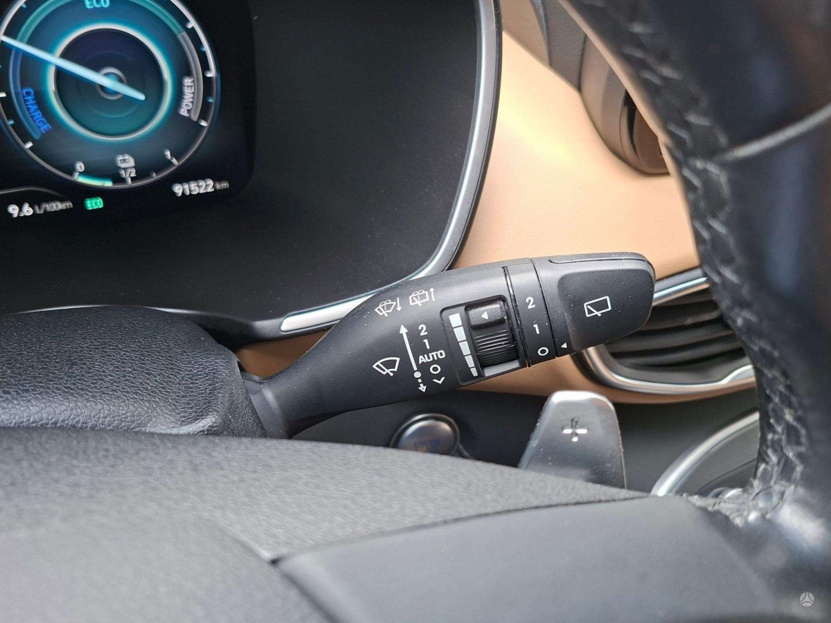 Hyundai Santa Fe Visureigis / Krosoveris Benzinas / elektra