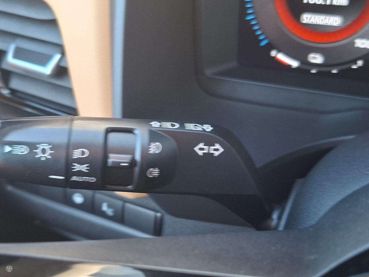 Nissan X-Trail Visureigis / Krosoveris Benzinas / elektra