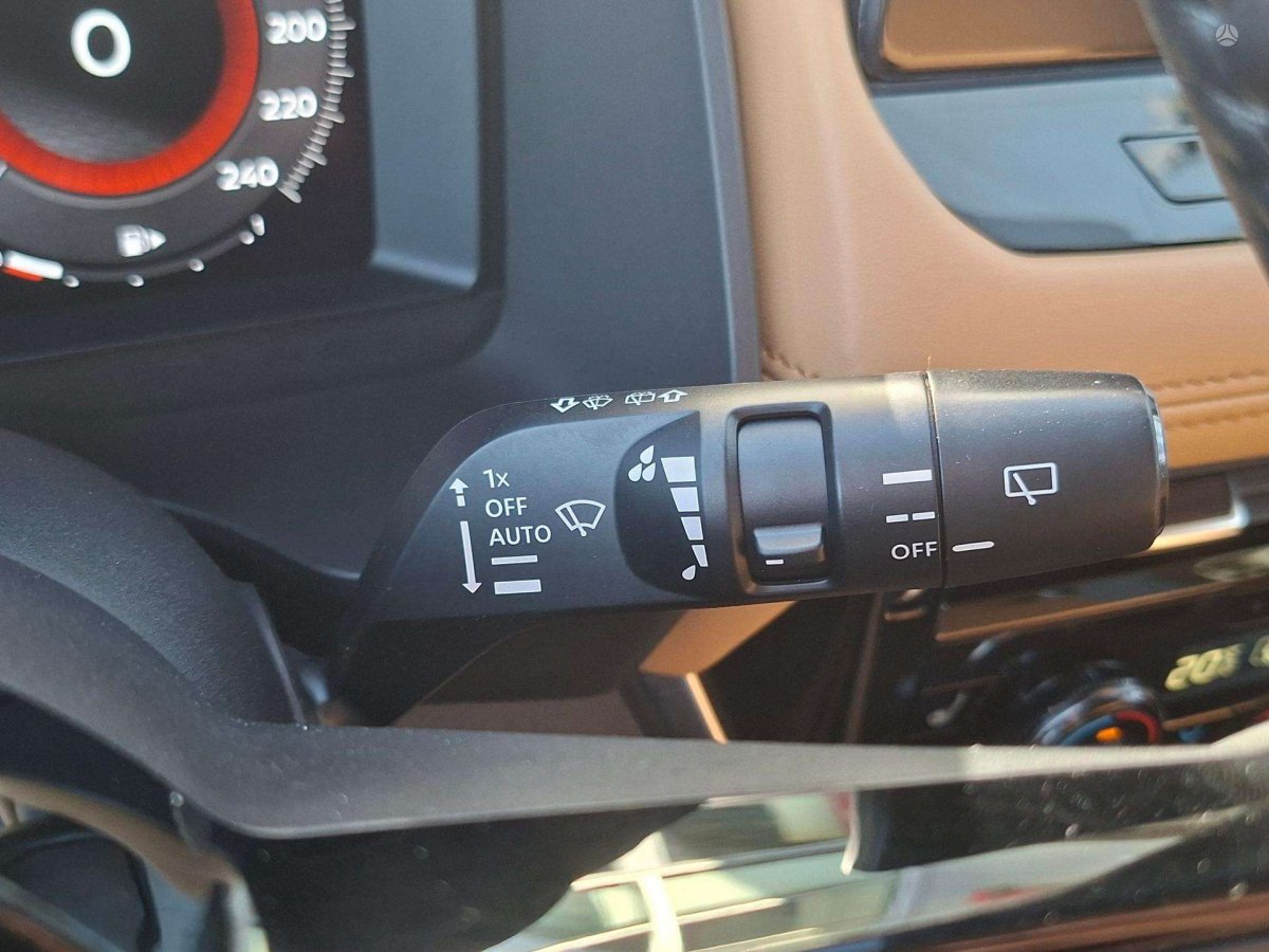 Nissan X-Trail Visureigis / Krosoveris Benzinas / elektra