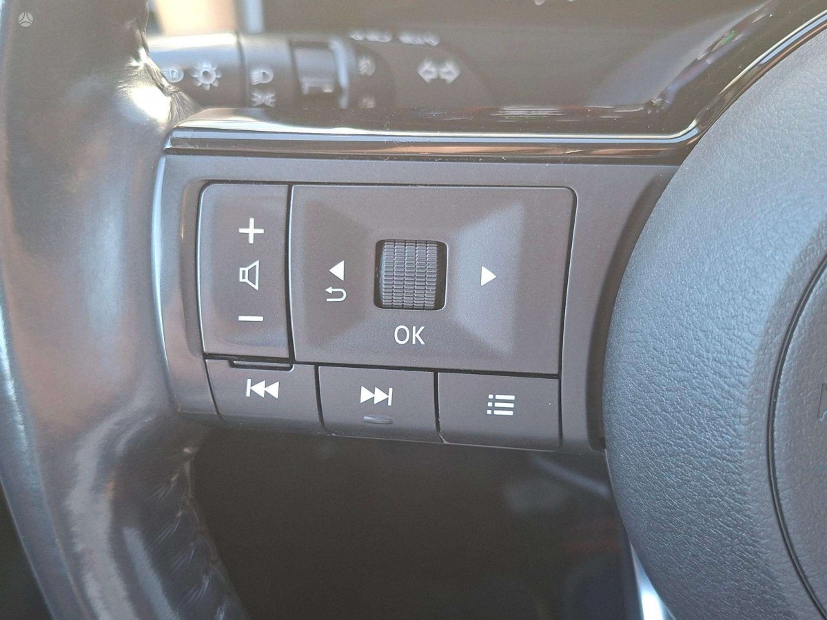 Nissan X-Trail Visureigis / Krosoveris Benzinas / elektra