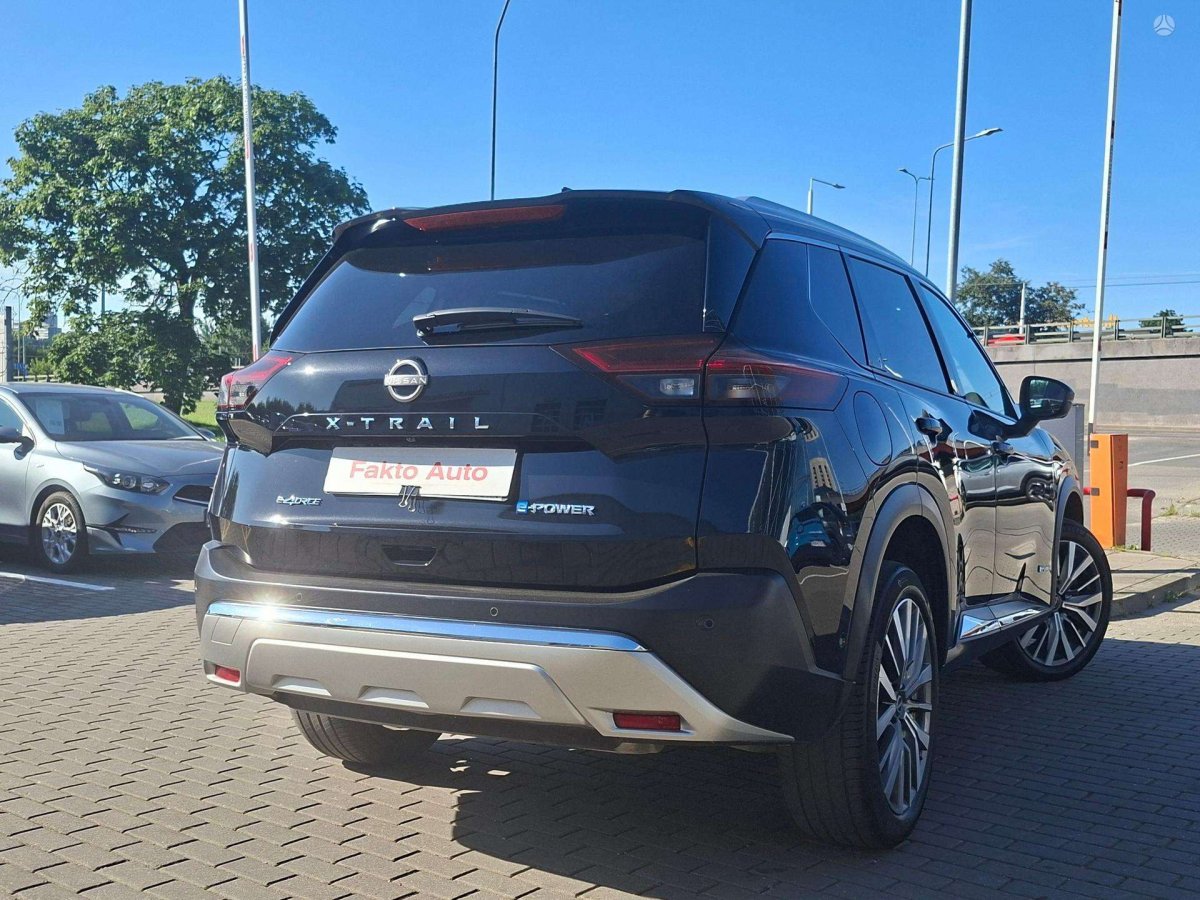 Nissan X-Trail Visureigis / Krosoveris Benzinas / elektra