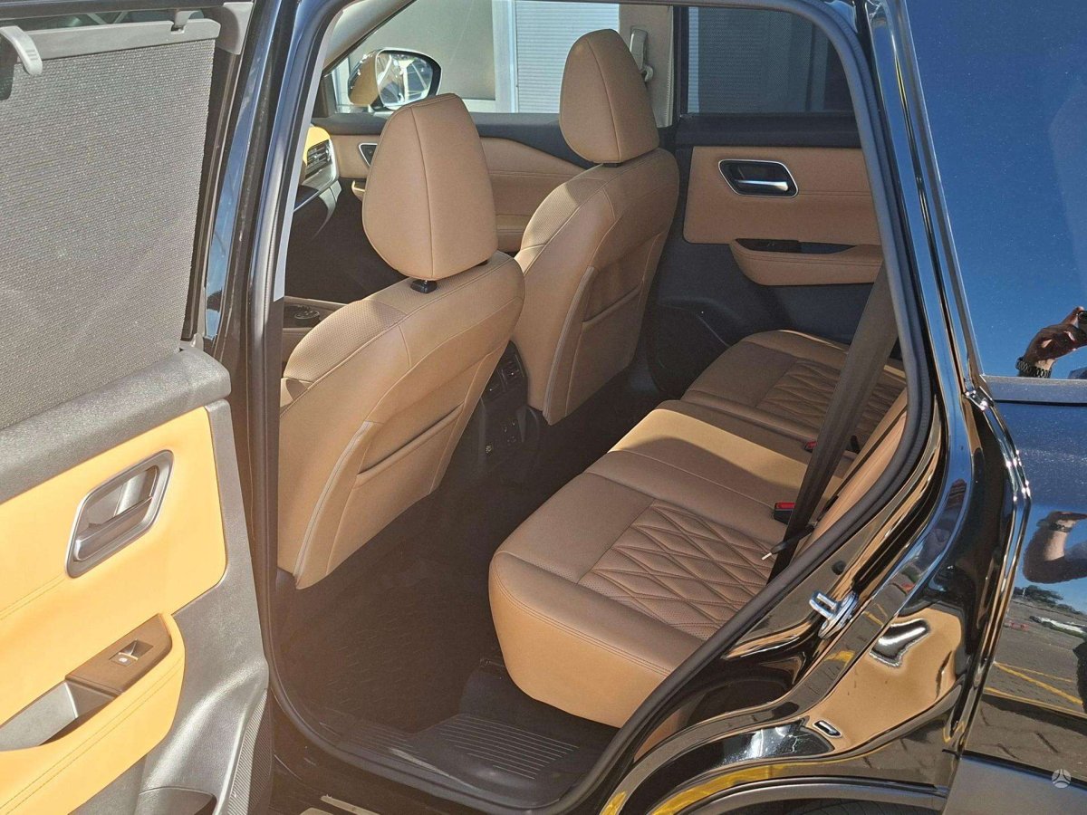 Nissan X-Trail Visureigis / Krosoveris Benzinas / elektra