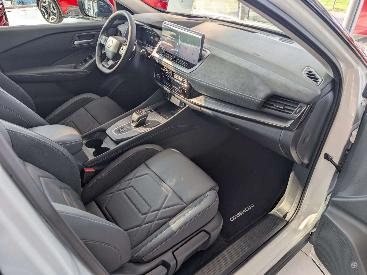 Nissan Qashqai Visureigis / Krosoveris Benzinas / elektra