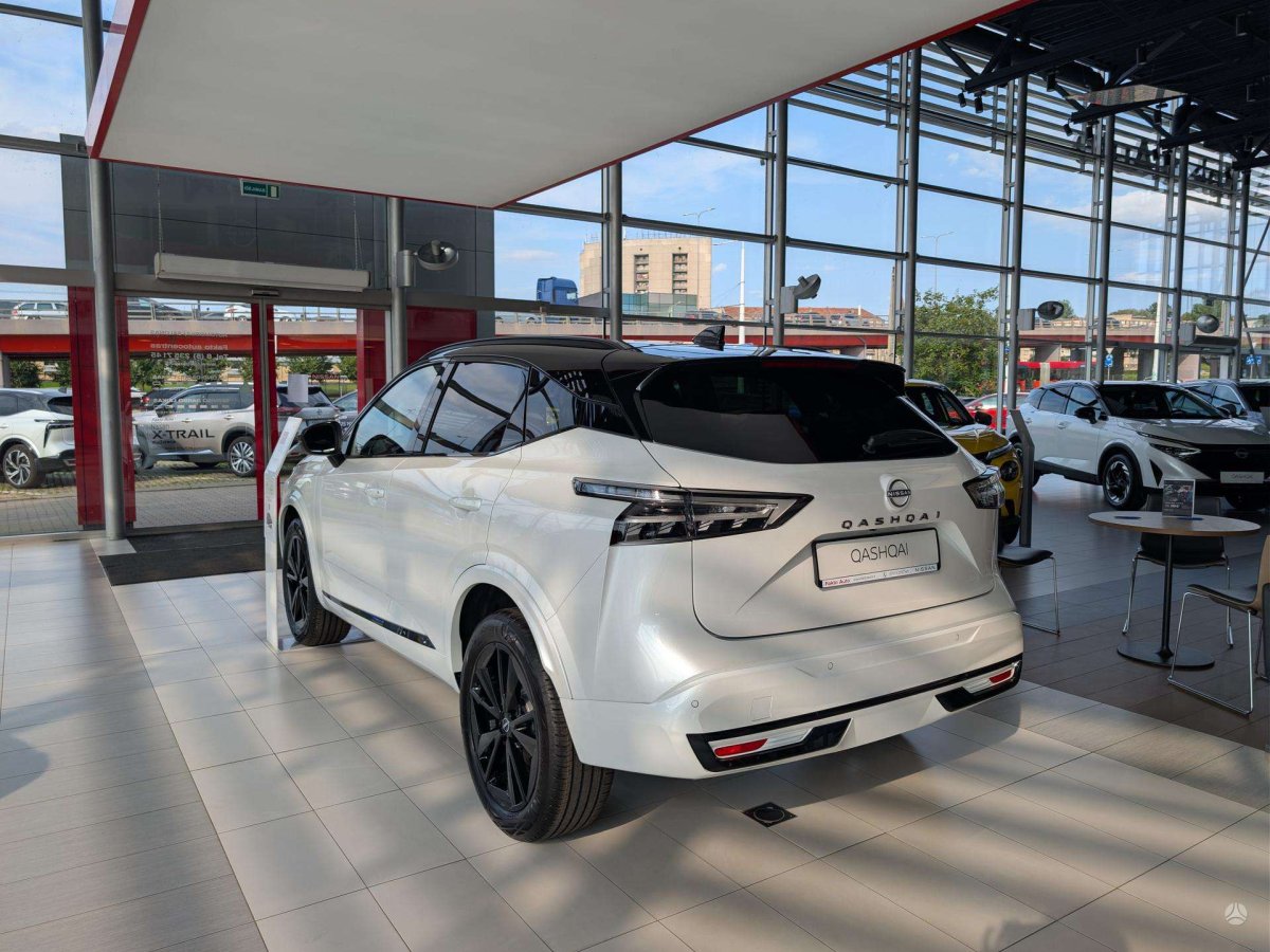 Nissan Qashqai Visureigis / Krosoveris Benzinas / elektra
