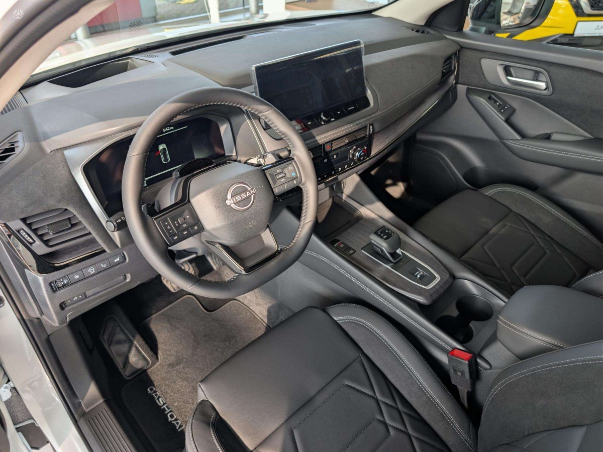 Nissan Qashqai Visureigis / Krosoveris Benzinas / elektra