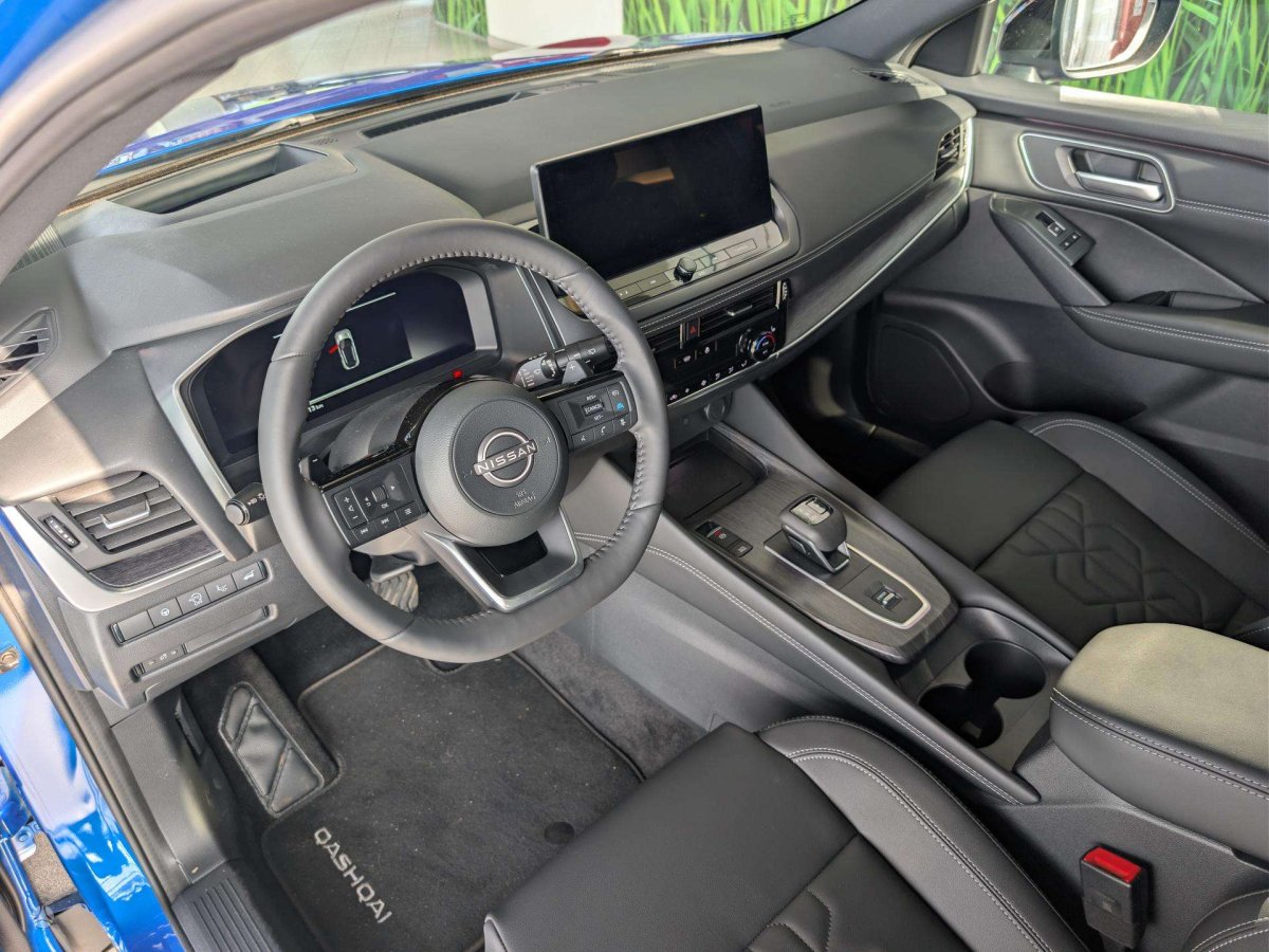Nissan Qashqai Visureigis / Krosoveris Benzinas / elektra